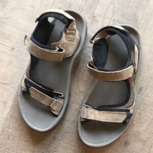 Teva 4290 Taupe Hiking Sandals 9 EUC